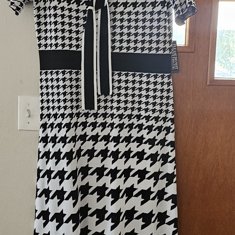Sweater dress - Picture 8 of 9